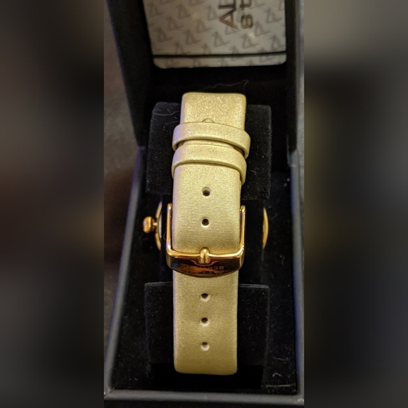 August Steiner Women's Gold Tone Crystal Watch AS8176YG Date Leather Strap NIB - Picture 5 of 8